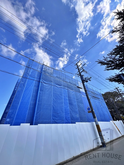 建物外観　外観（建設中）