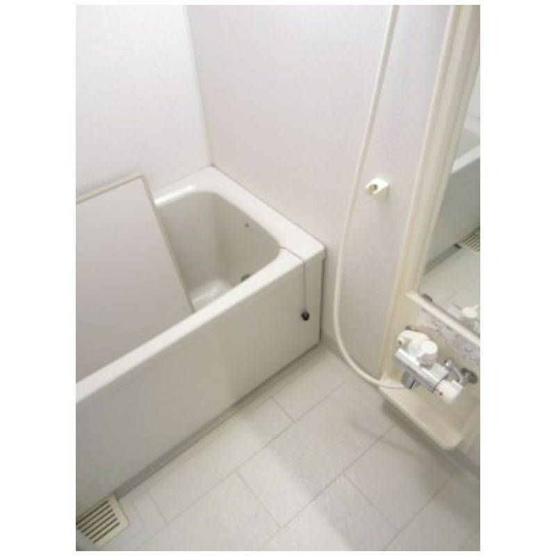 バス・シャワールーム　追い焚き機能付き♪