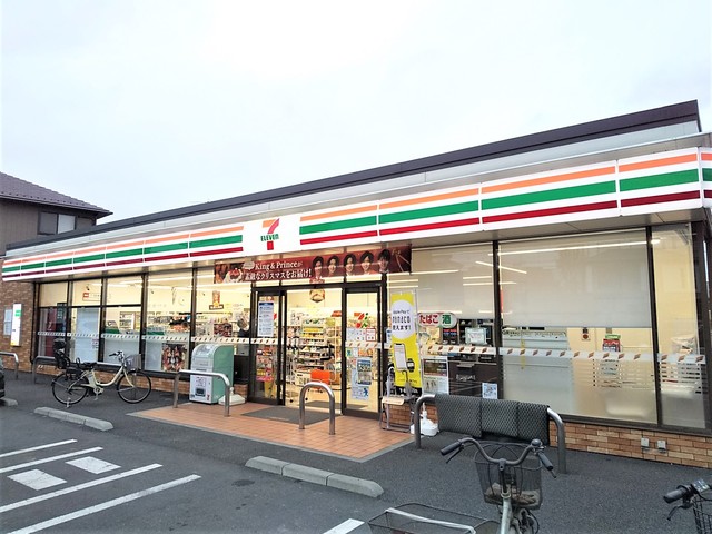 コンビニ　セブンイレブン志木柏町４丁目店（コンビニ）まで450m