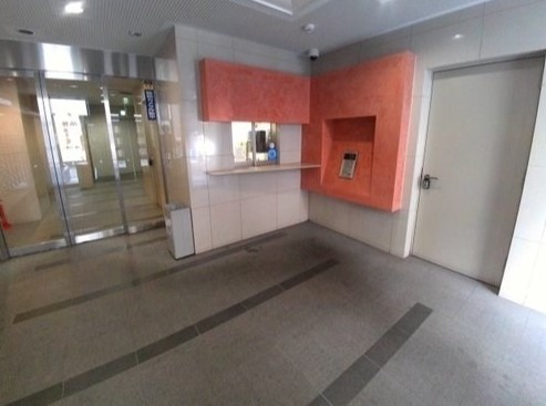 エントランス　エントランス