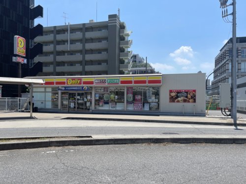 コンビニ　デイリーヤマザキ柏たなか駅前店（コンビニ）まで922m