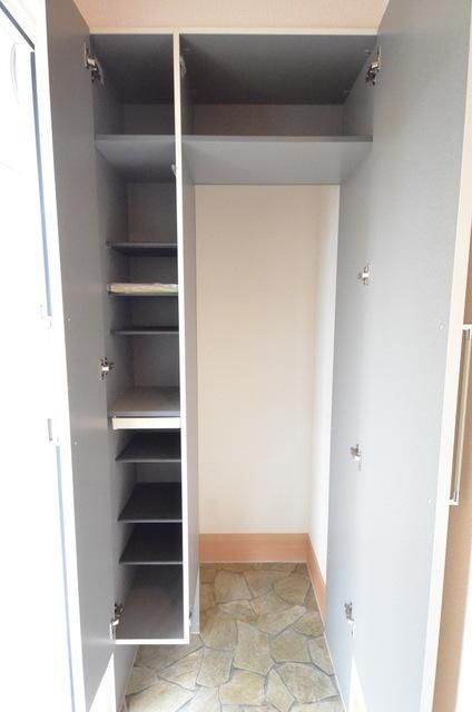 玄関　★お部屋探しは株式会社タウンハウジング東京まで★