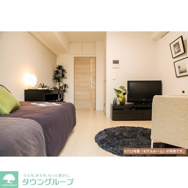 居室・リビング　家具などはイメージです。