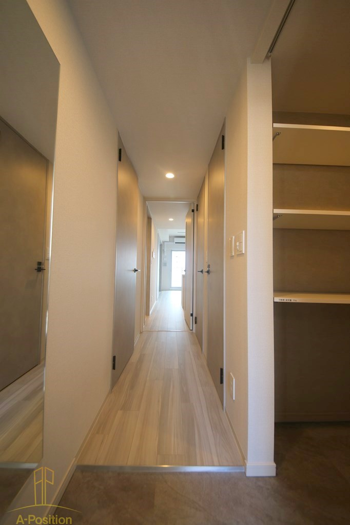 玄関　アーバネックス谷町六丁目