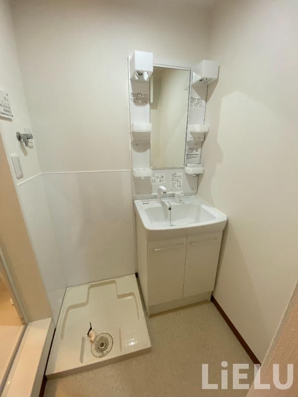 洗面設備　同シリーズ物件のモデルルームになります※現況優先