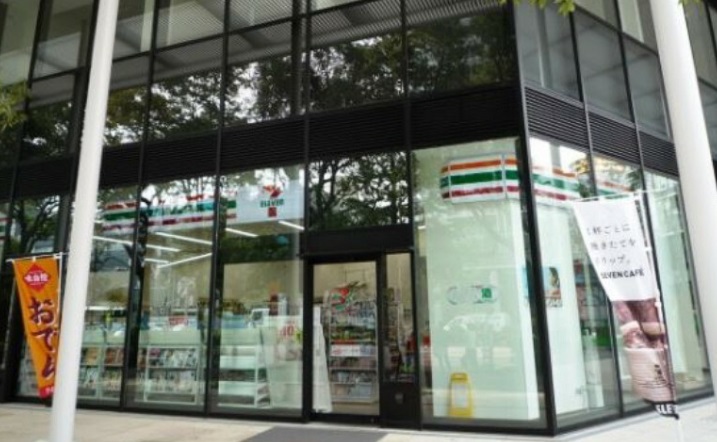 コンビニ　セブンイレブン 勝どき5丁目店（コンビニ）まで451m
