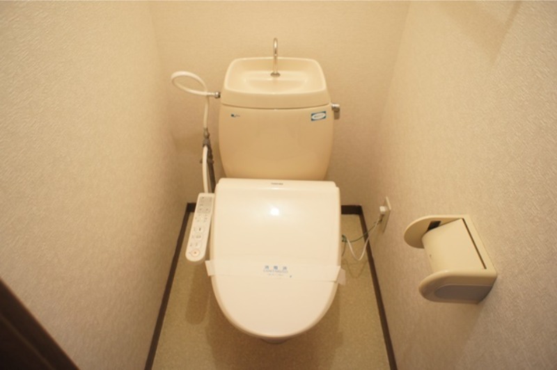 トイレ　図面と現状に相違がある場合には現状を優先