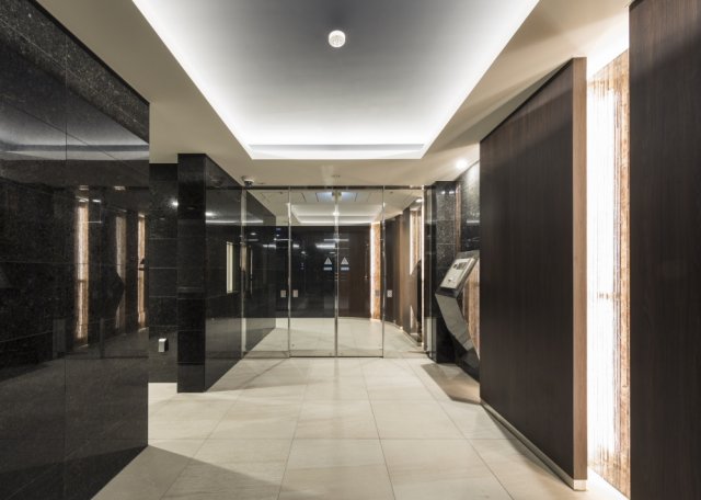 エントランス　清潔なエントランスです