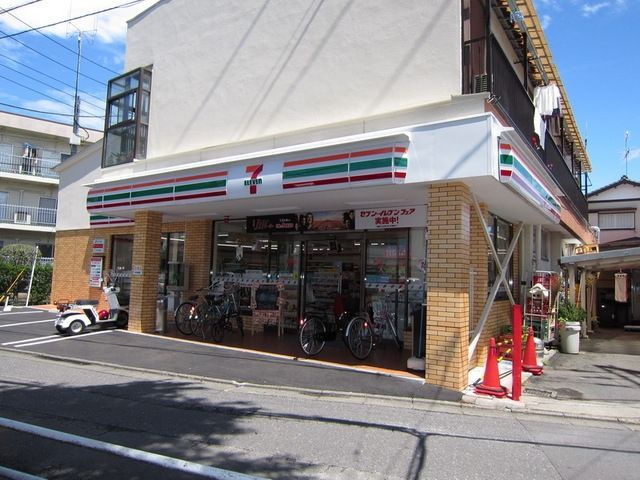 コンビニ　セブンイレブン（コンビニ）まで290m