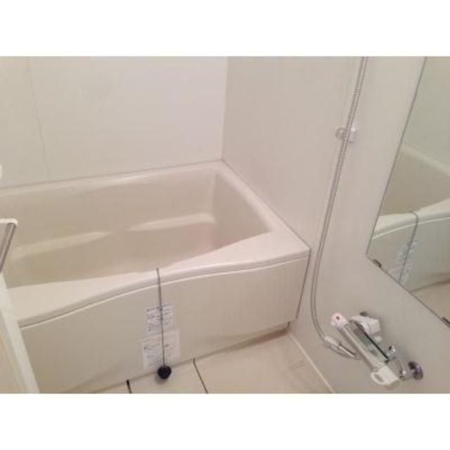 バス・シャワールーム　※写真は同タイプ住戸です。