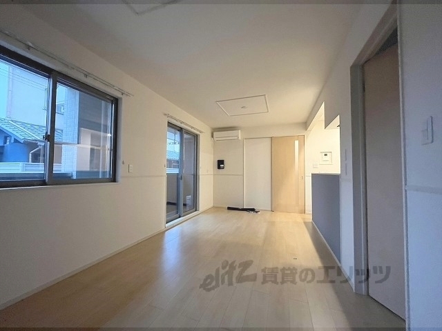 居室・リビング　リビング