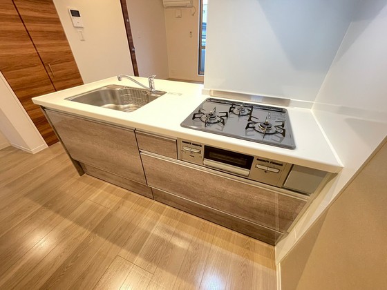 キッチン　※別部屋の写真です