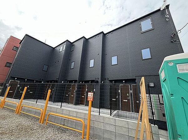 建物外観　マーレ西巣鴨　北区西ケ原４