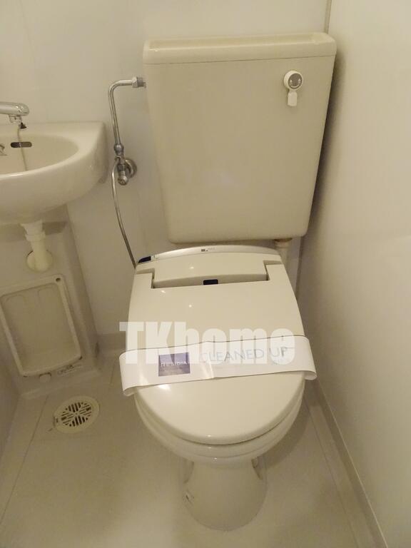 トイレ　ウォシュレット完備