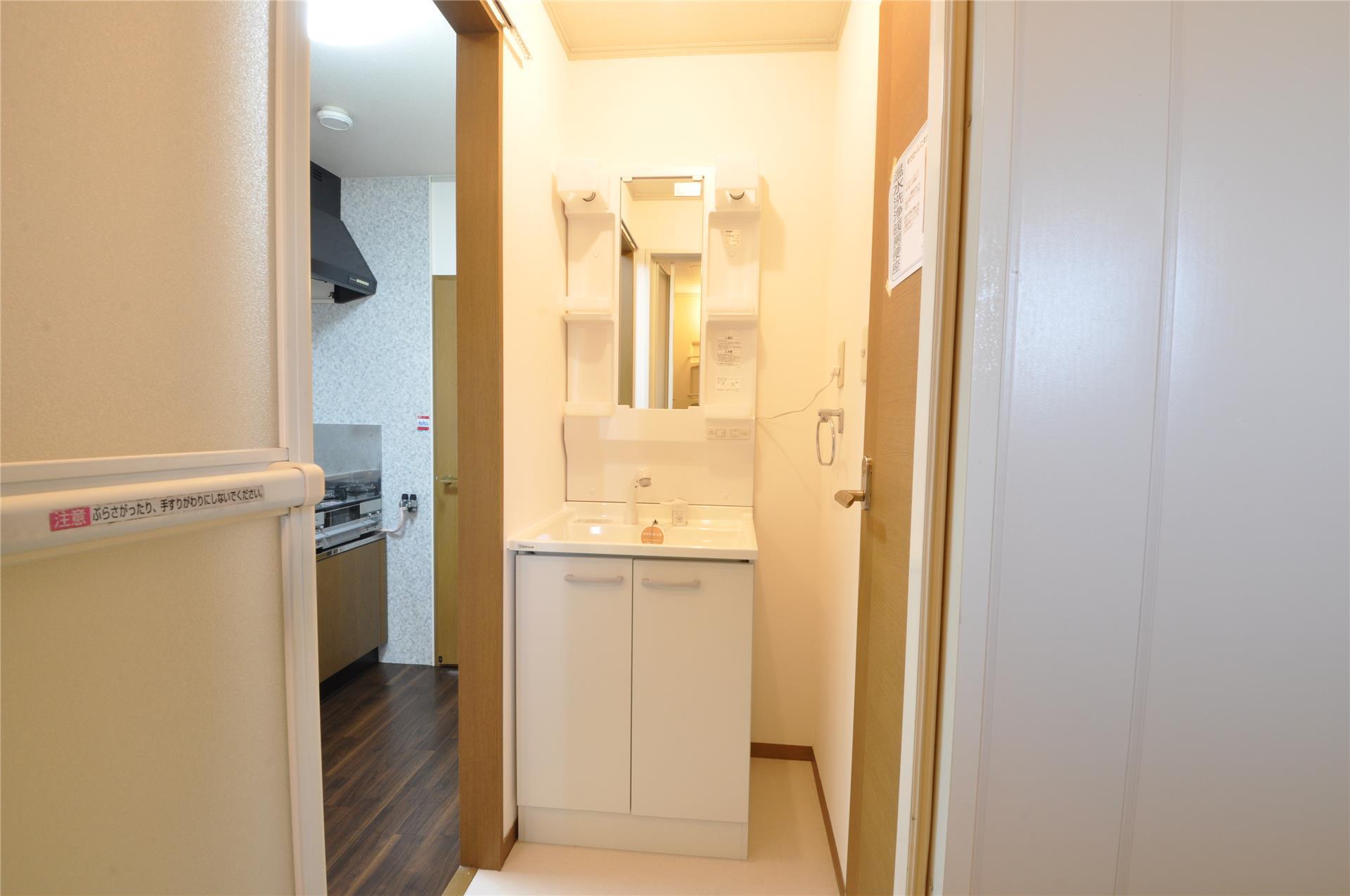 洗面設備　※別室参考写真