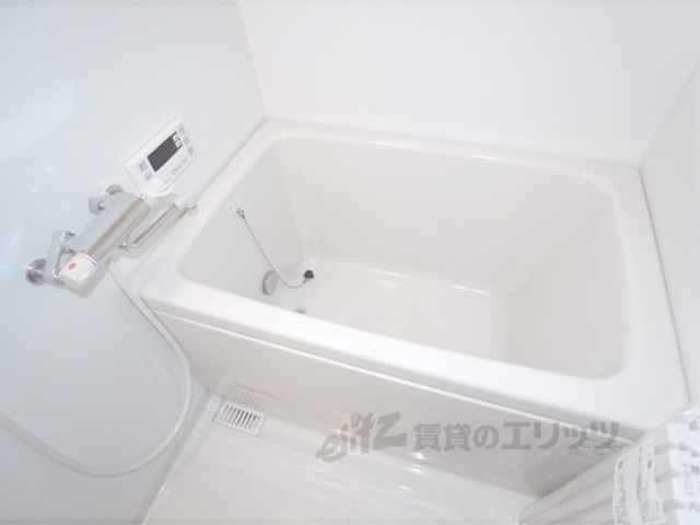 バス・シャワールーム　新品のお風呂です！