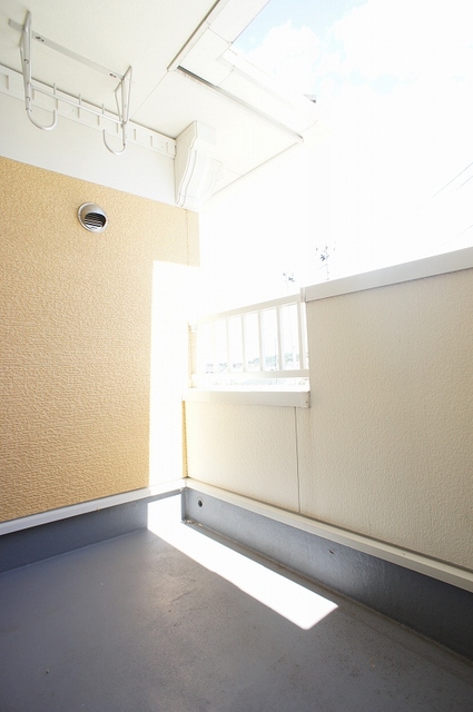 バルコニー　南向きで日当り良好