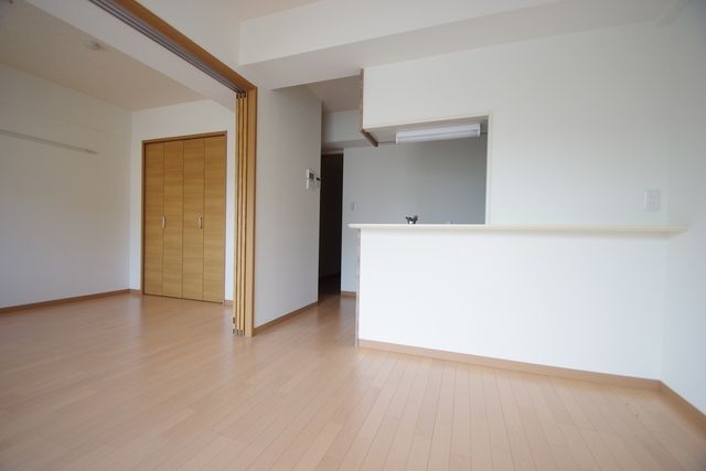 居室・リビング　★お問い合わせはタウンハウジング町田店まで★