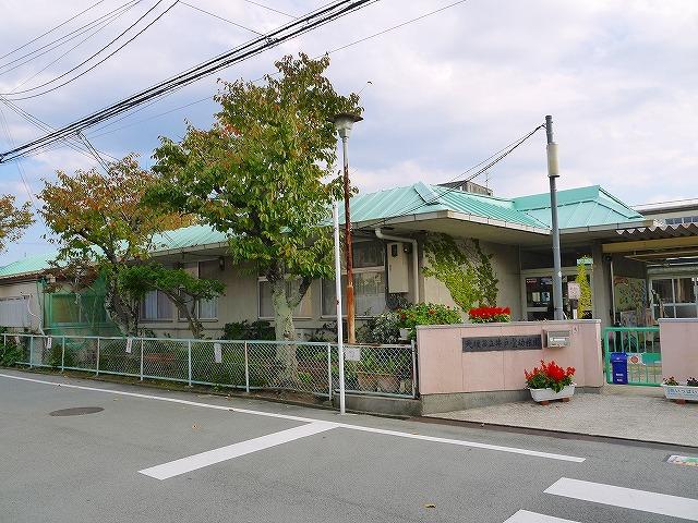 小学校　天理市立井戸堂小学校（小学校）まで359m