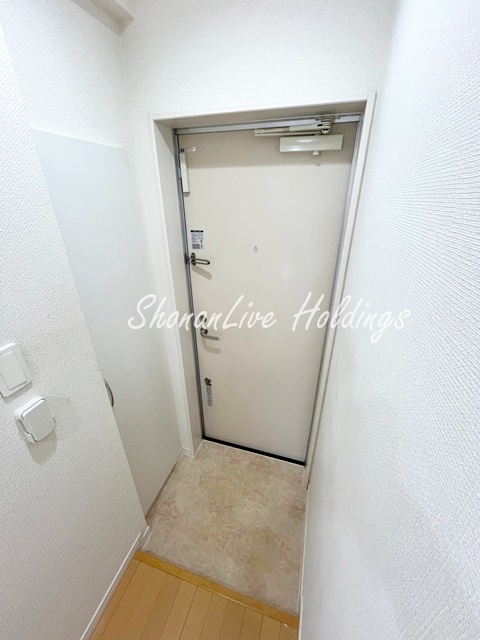 玄関　シューズボックス付きの玄関♪