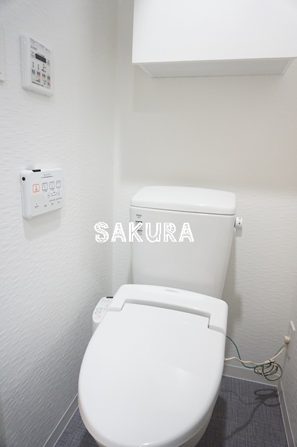 トイレ　落ち着いた色調のトイレです♪