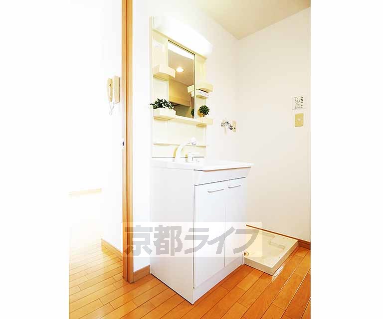 セキュリティ　・ＴＶモニターはついておりません