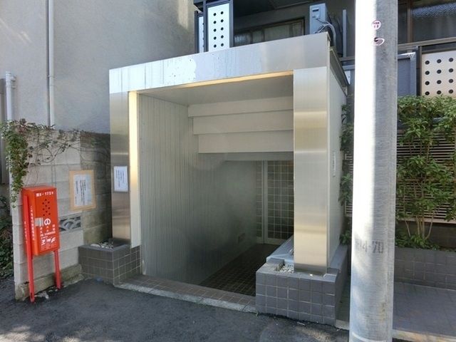 エントランス　☆お問い合わせはお早めに☆