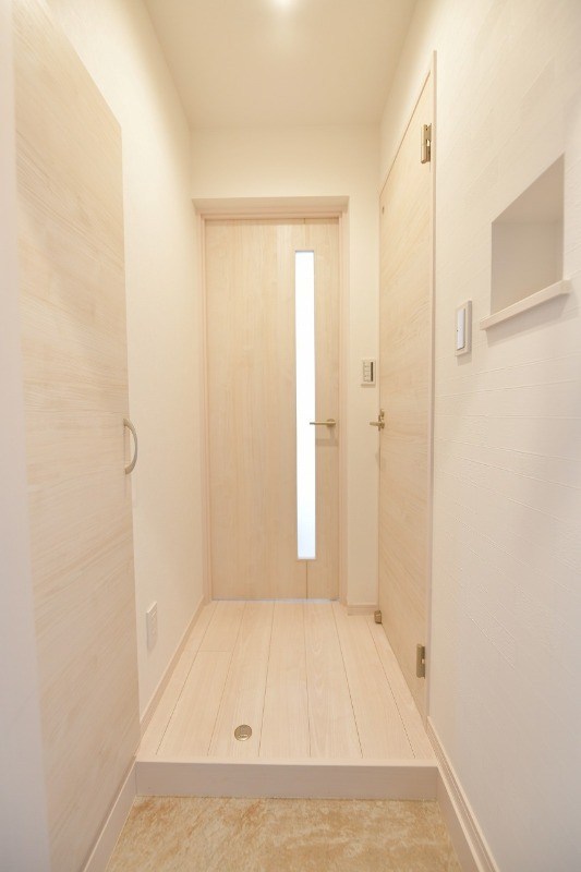 玄関　※同タイプ参考画像