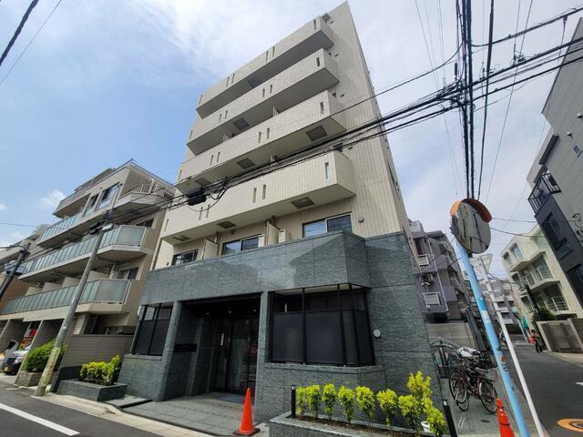 建物外観　６階建ての外観です