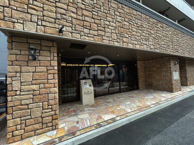 エントランス　プレジオ海老江　エントランス