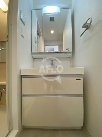 洗面設備　プレジオ海老江　独立洗面台