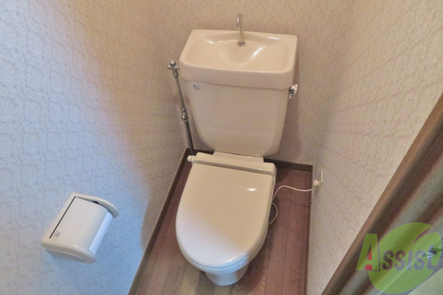トイレ　トイレはシンプルかつオーソドックスで使いやすそうです。