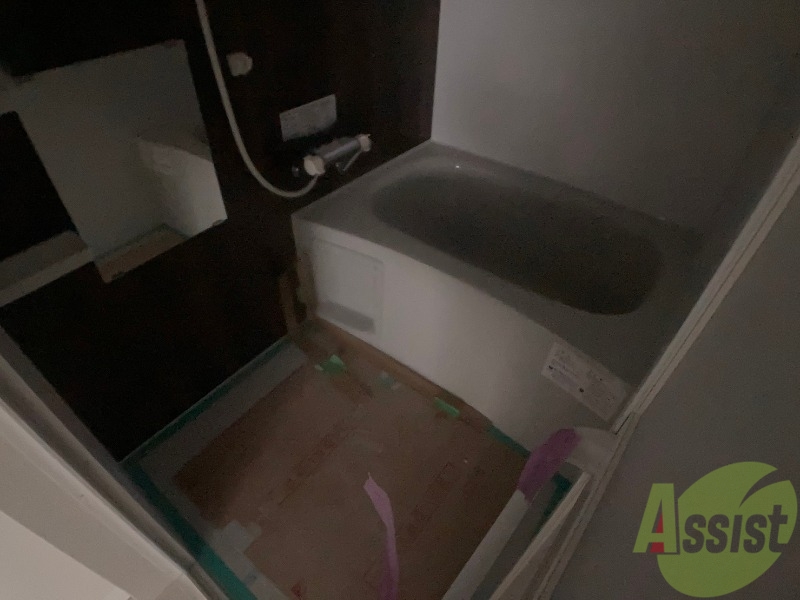 バス・シャワールーム　お風呂になります。一日の疲れを癒してくださいね。