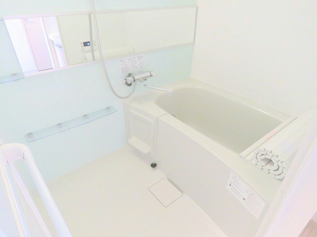 バス・シャワールーム　バスルームです☆