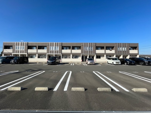 駐車場　駐車スペースもあります☆