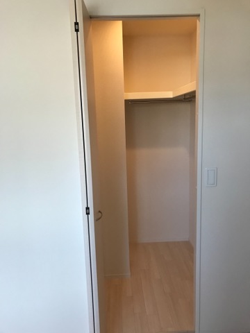 収納　ウォークインクローゼットなので収納豊富です☆