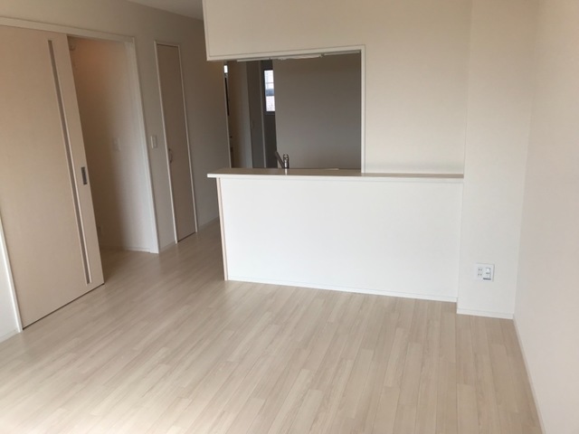 居室・リビング　明るい室内です☆