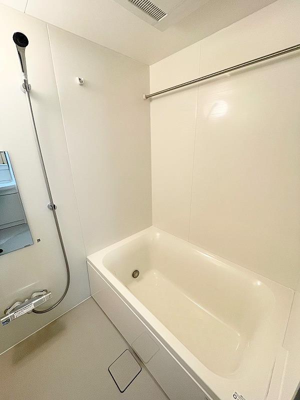 バス・シャワールーム　追い焚き・浴室乾燥機能付き