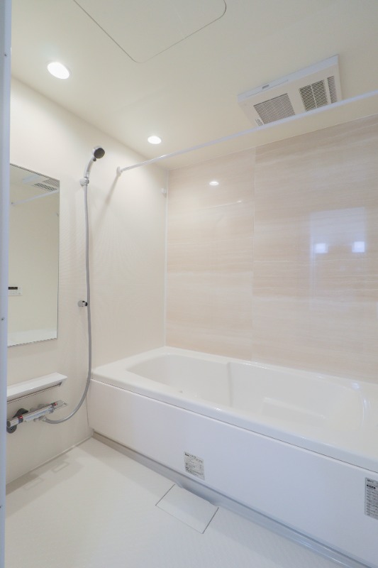 バス・シャワールーム　図面と現状に相違がある場合には現状を優先