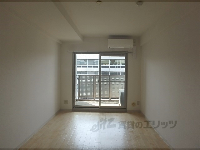 居室・リビング　居室