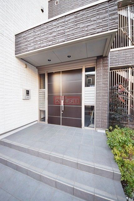 エントランス　エントランス