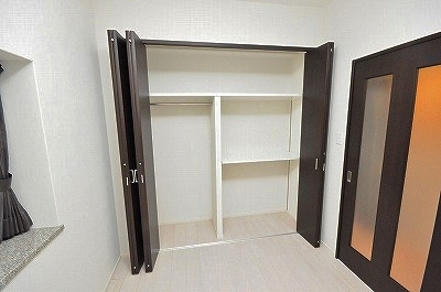収納　6帖洋室クローゼット