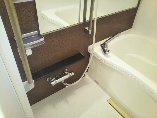 バス・シャワールーム