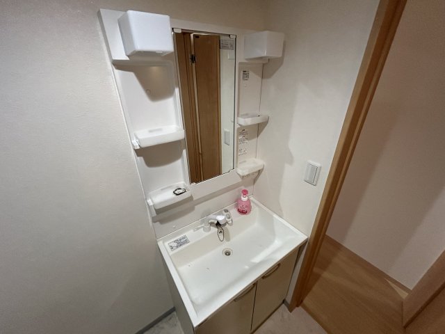 洗面設備　別号室参考写真です。