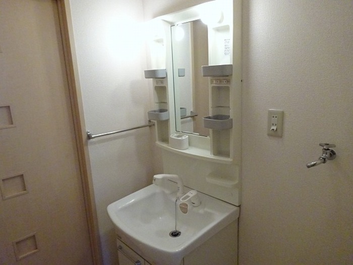 洗面設備　洗髪洗面化粧台