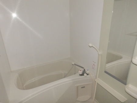 バス・シャワールーム　下の階の写真です。