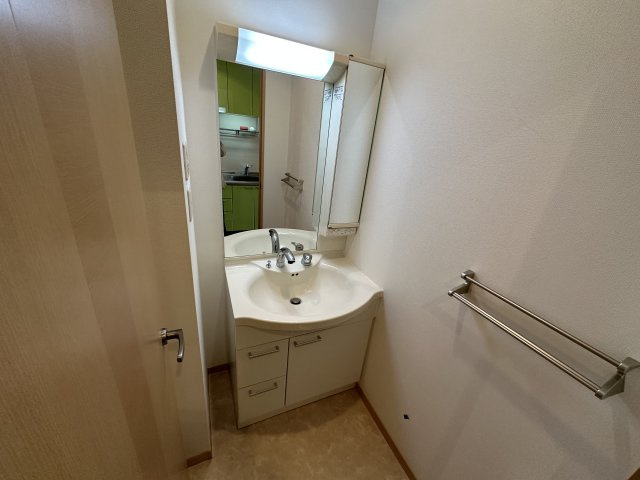 洗面設備　独立洗面化粧台付きでおすすめです！