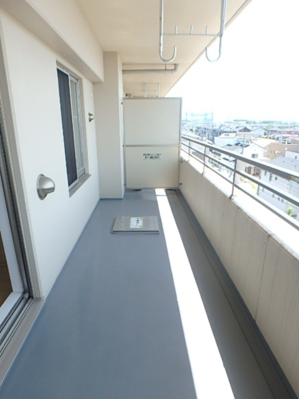 バルコニー　図面と現状に相違がある場合には現状を優先