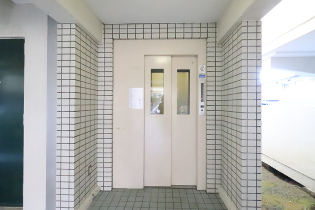 その他共有部分　エレベーターで上階でも楽々♪