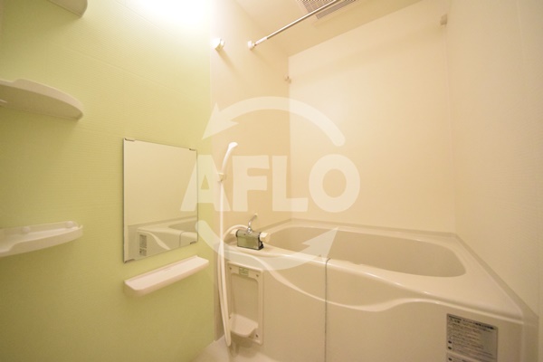 バス・シャワールーム　プラチナム松屋町　浴室